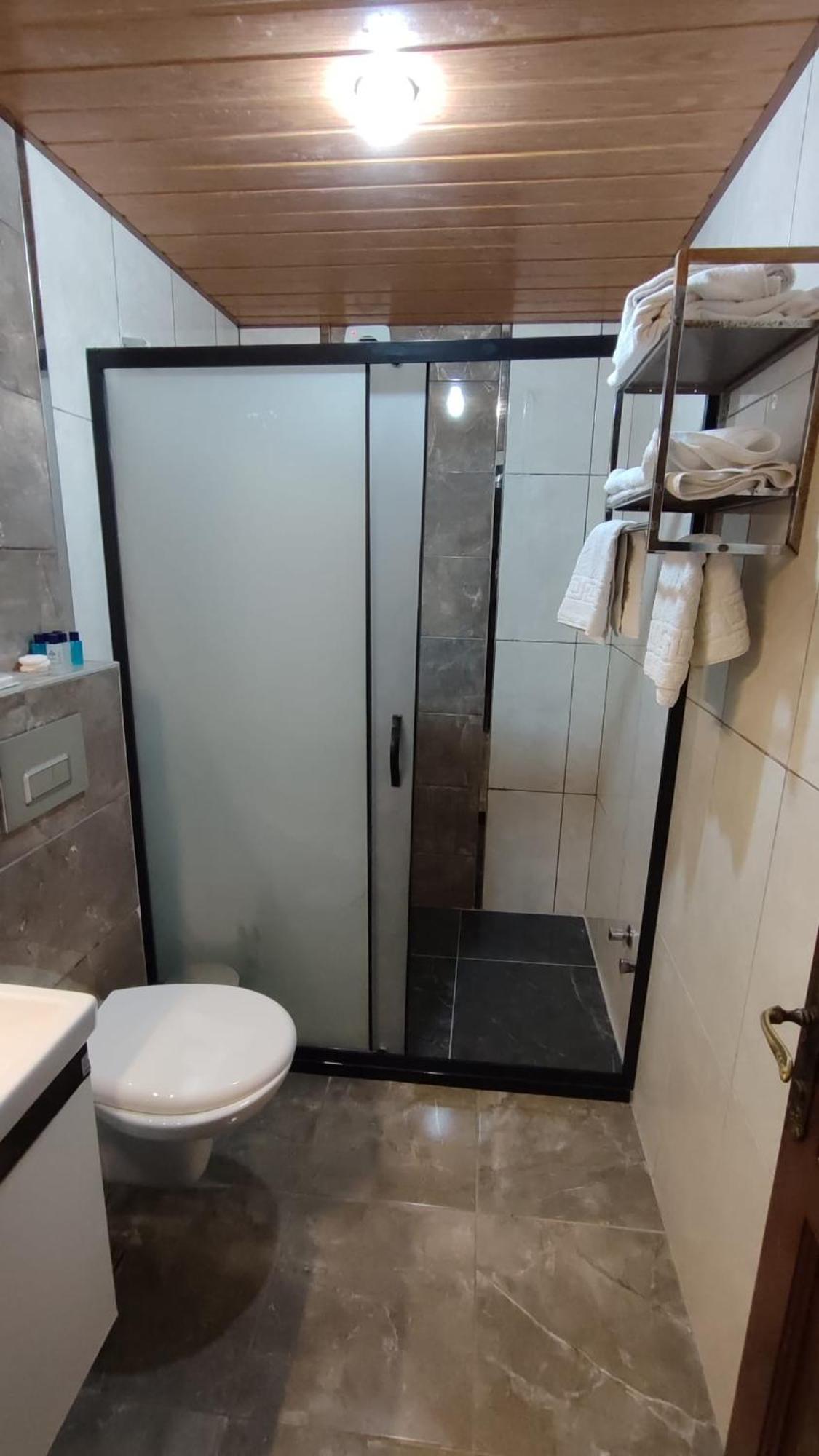 מלון Antalya Inn Hotel 3*