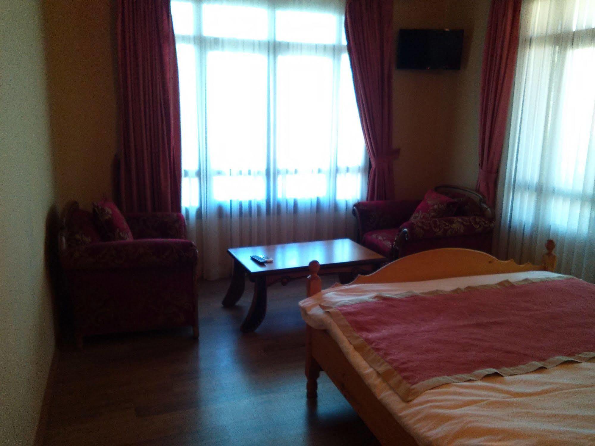מלון Antalya Inn Hotel אנטליה